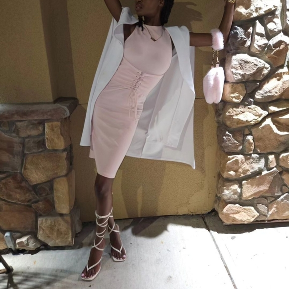 Pink Dress - Picture 2 of 4